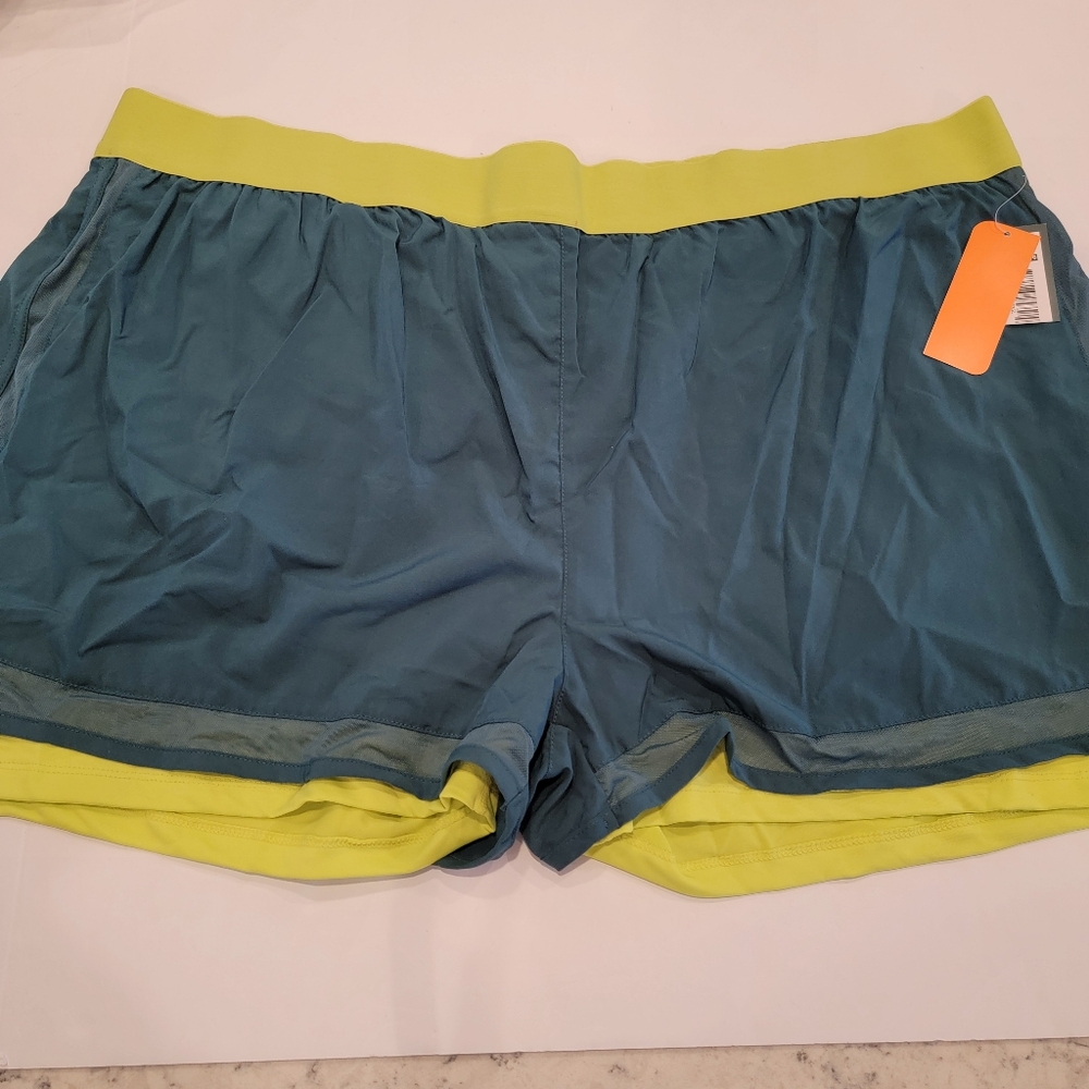 MTA Sport Performance Shorts Womens 3X NWT!